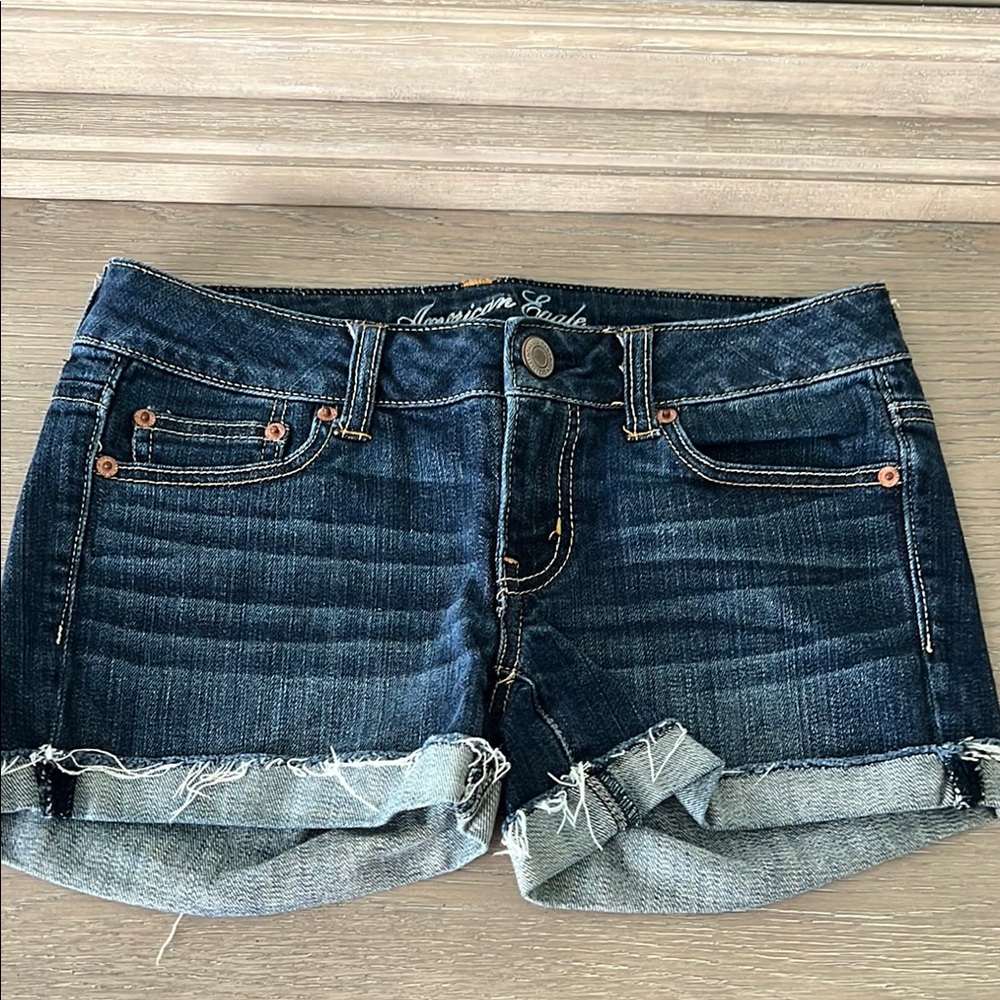 American Eagle Outfitters Blue Jean Shorts Classic Cut-Off Style